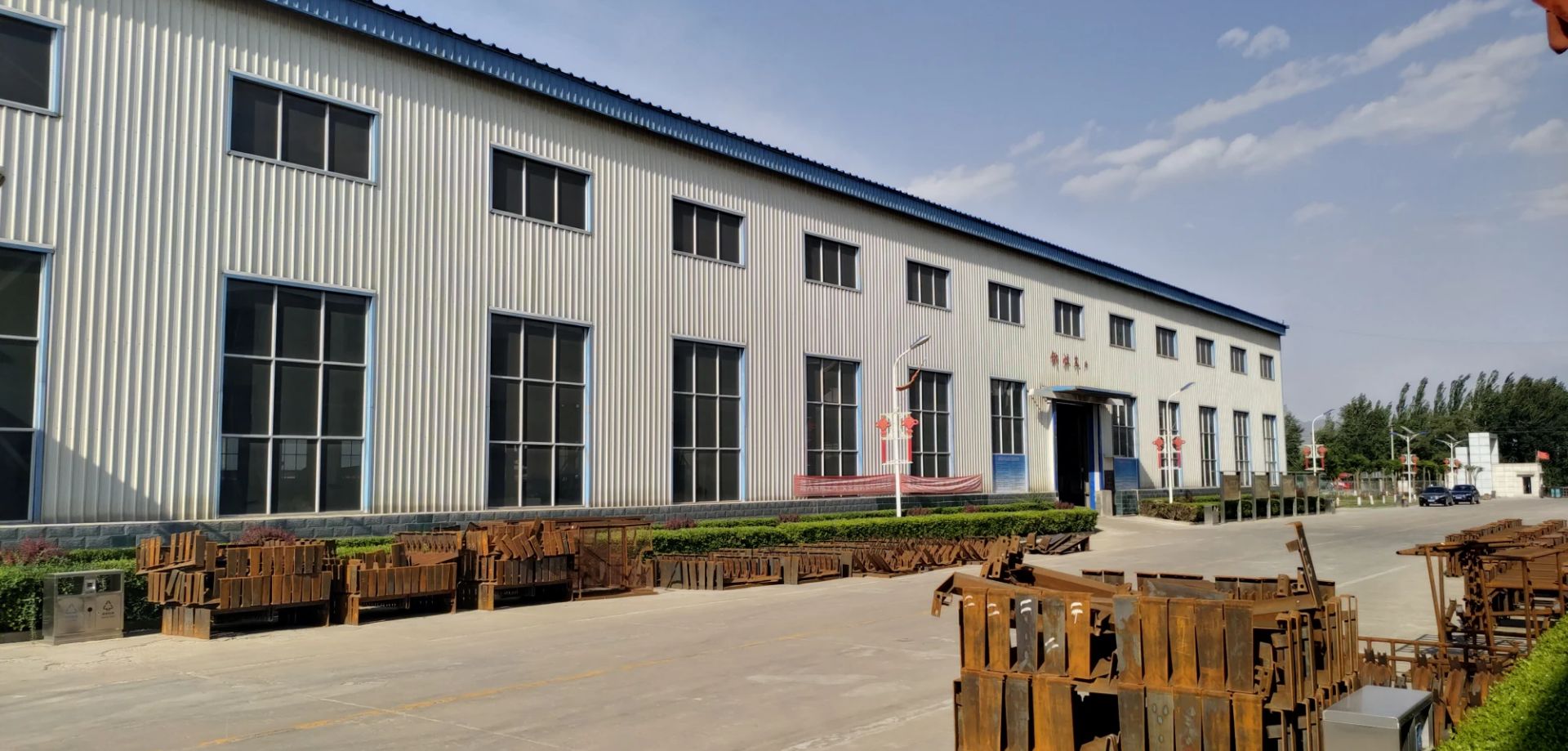 China Huacheng-Drum Roller Welding Shop